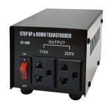 Конвертор 200W, 220VAC-110VAC, VEMARK ST-200, двупосочен